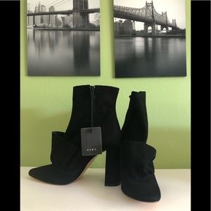 ZARA BLACK BOOTIE SIZE 8